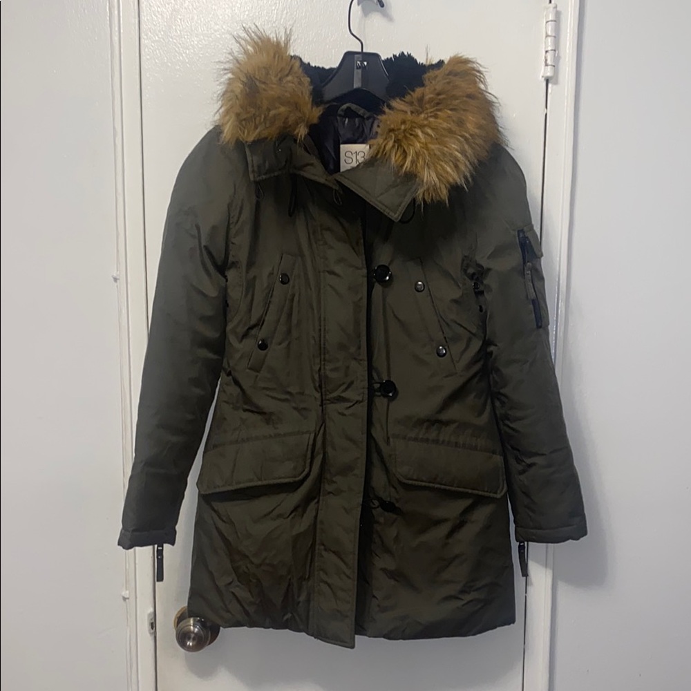 Women's Olive Parka with Faux Fur Trim